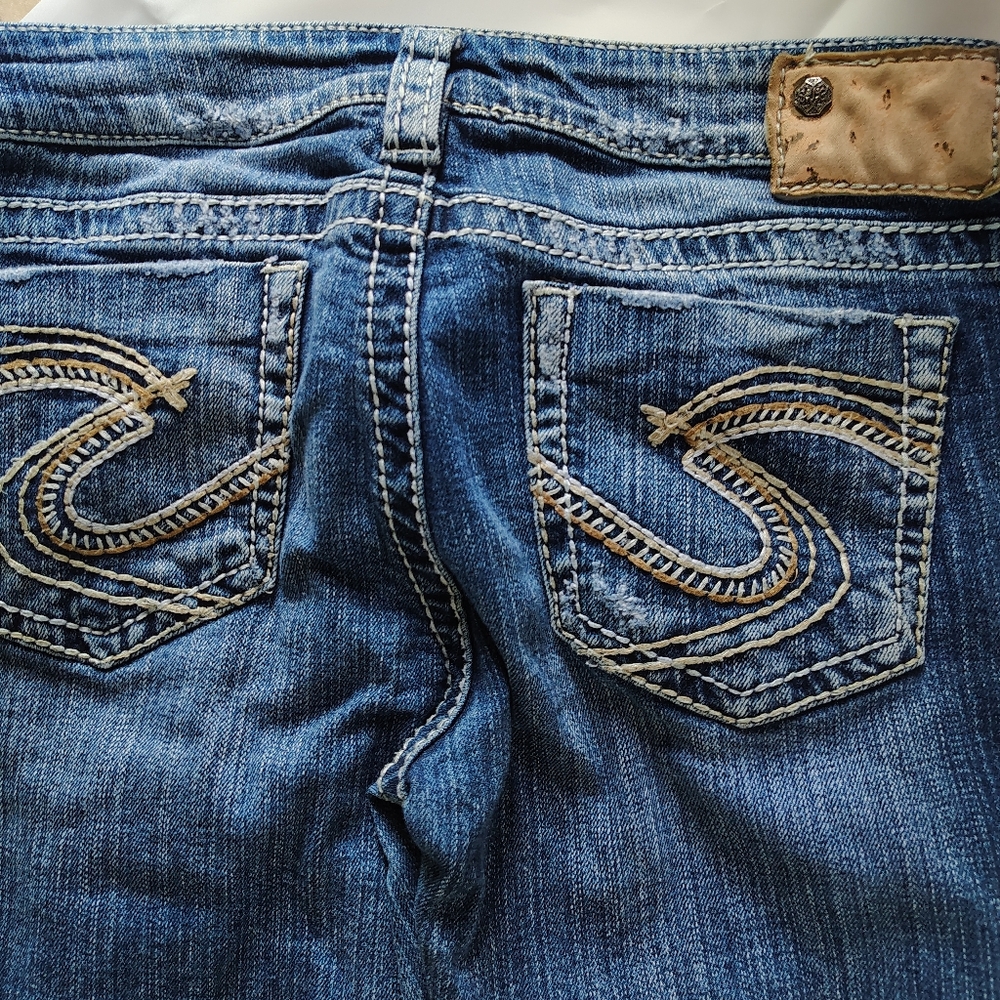 Silver Jeans Co. Frances 18" Flare Ladies Boot Jeans Embroidered Medium Wash